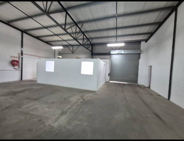 253M² WAREHOUSE TO LET IN ELSIES RIVER INDUSTRIAL